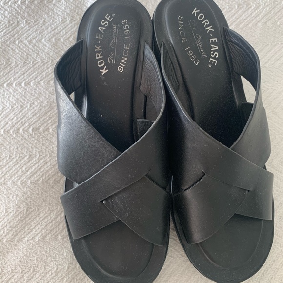 Vintage genuine leather Kirk-ease platform slides - Picture 4 of 4